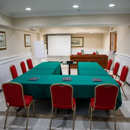 Bel Sito Due Torri Hotel 4*