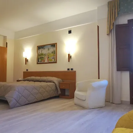 Bel Sito Due Torri مانوكاتْساتي