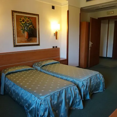 Bel Sito Due Torri Hotel 4*